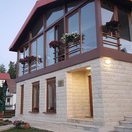 Borovnica Sweet Apartments Žabljak Eksteriør billede