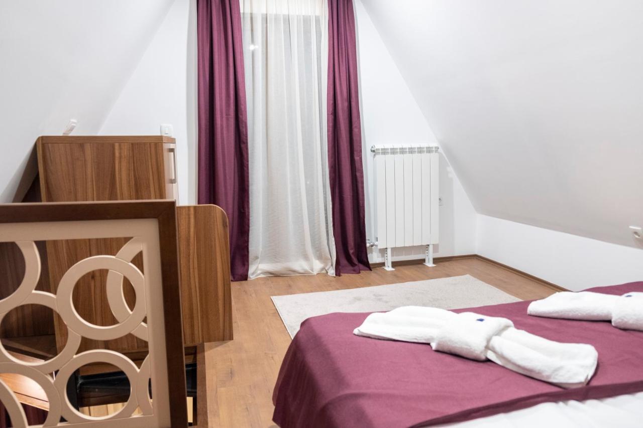 Borovnica Sweet Apartments Žabljak Eksteriør billede