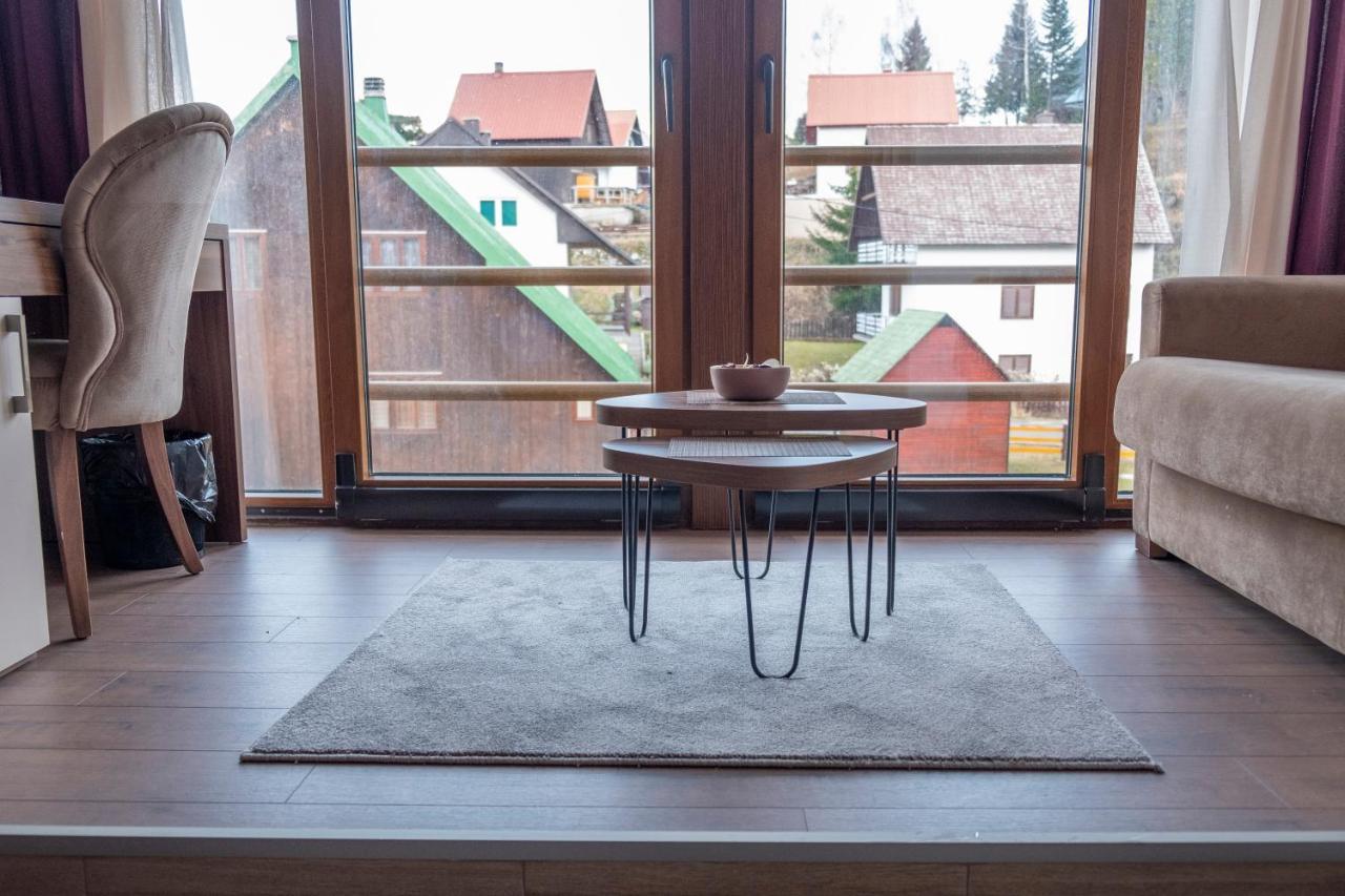 Borovnica Sweet Apartments Žabljak Eksteriør billede