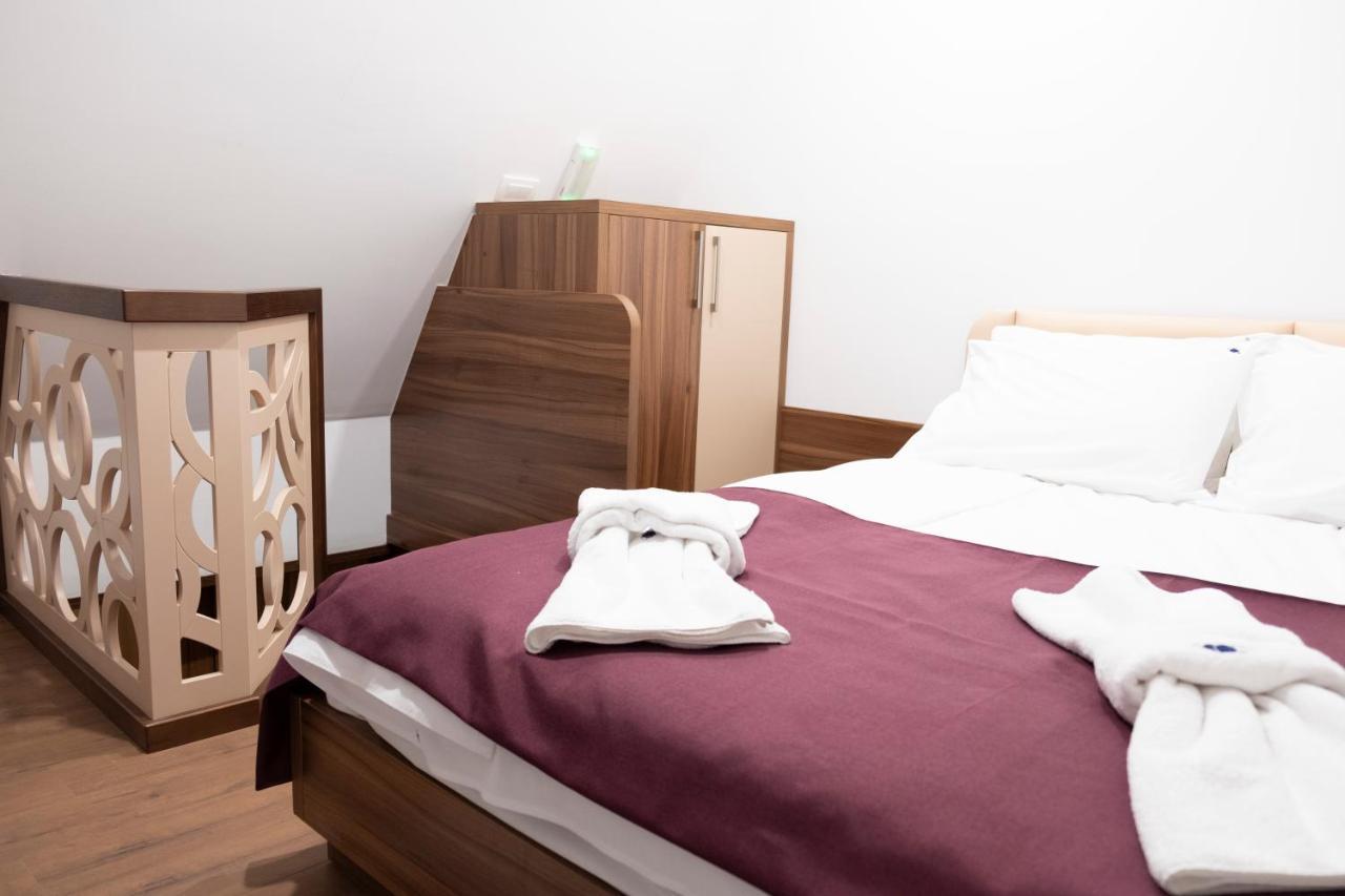 Borovnica Sweet Apartments Žabljak Eksteriør billede