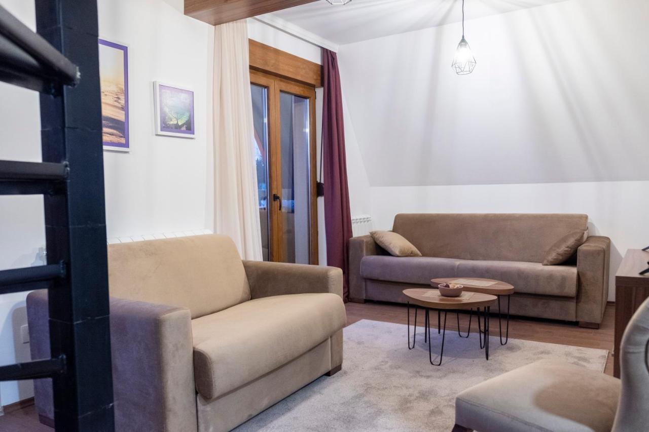 Borovnica Sweet Apartments Žabljak Eksteriør billede