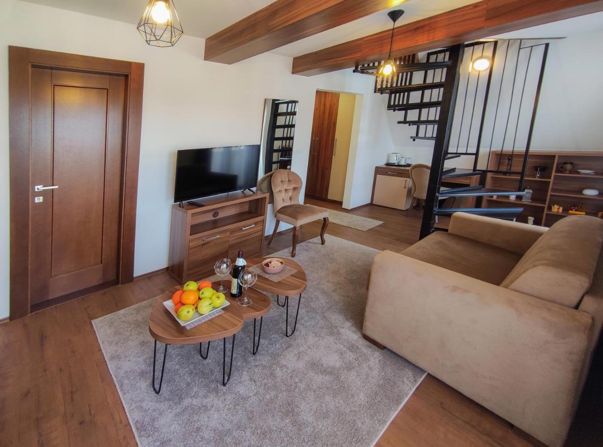 Borovnica Sweet Apartments Žabljak Eksteriør billede