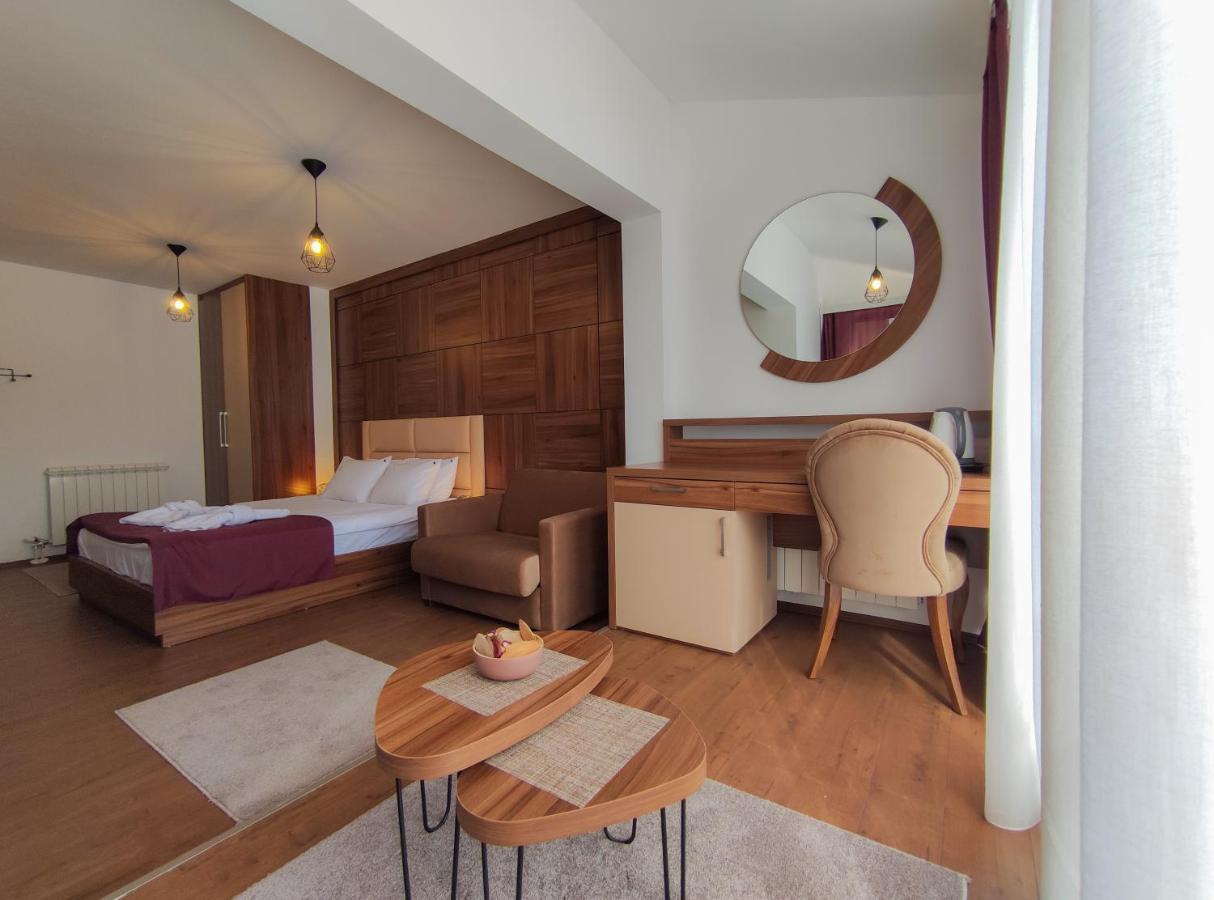 Borovnica Sweet Apartments Žabljak Eksteriør billede