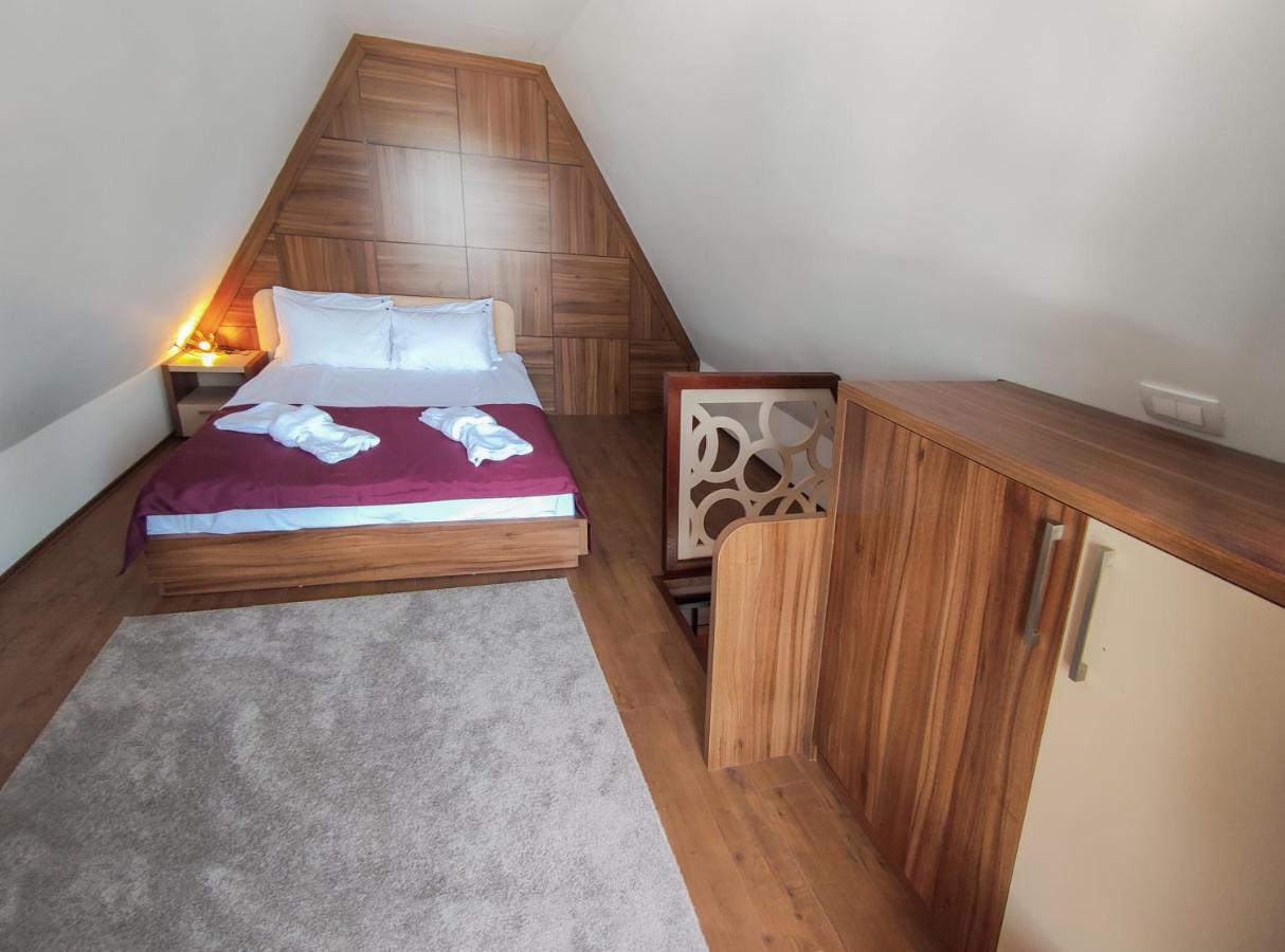 Borovnica Sweet Apartments Žabljak Eksteriør billede