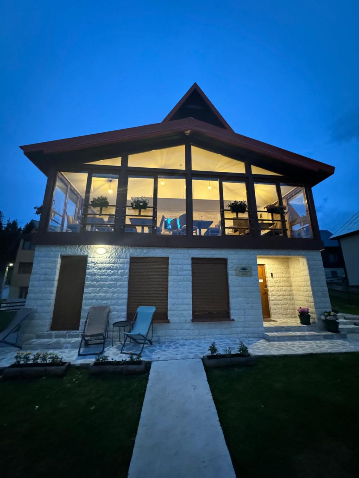 Borovnica Sweet Apartments Žabljak Eksteriør billede